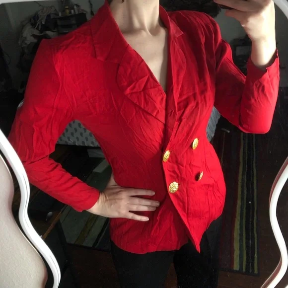 Unique Red vintage blazer w/double-breasted gold buttons keyhole back blazer - Picture 4 of 9